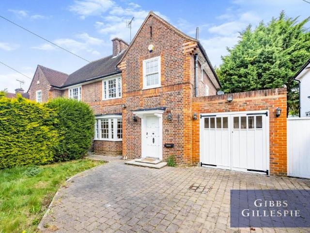 Evelyn Drive, Pinner, HA5 3 bed semi detached house to rent £3,375 pcm £779 pw