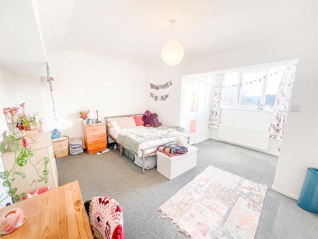 Evelyn Road, Sheffield S10, 4 bed shared accommodation to rent, £1,889 pcm | PrimeLocation