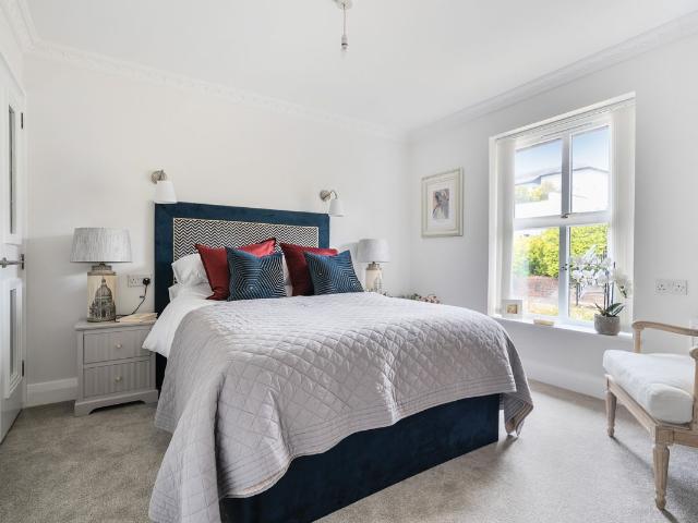 Evenlode, Thamesfield Village, Henley On Thames RG9, 1 bed flat to rent, £5,250 pcm | PrimeLocation