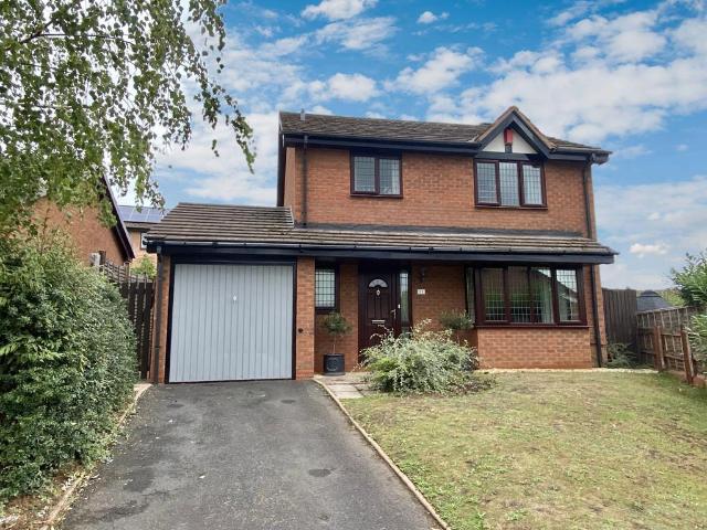 Everglade Road, Priorslee, Telford 3 bed detached house to rent £1,350 pcm £312 pw