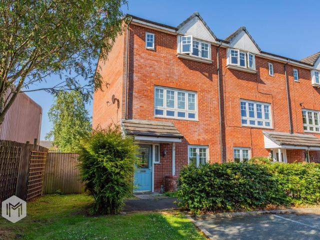 Evergreen Avenue, Horwich, BL6 4 bed townhouse to rent £1,390 pcm £321 pw