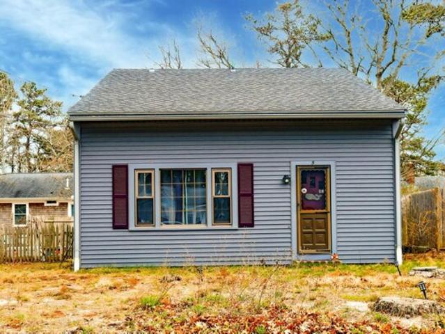 Evergreen St, South Yarmouth, Home For Sale