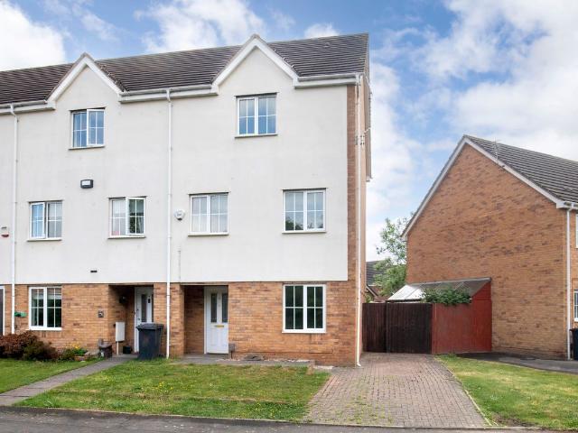 Evergreen Walk, Longlevens GL2, 3 bed semi detached house to rent, £1,550 pcm | PrimeLocation