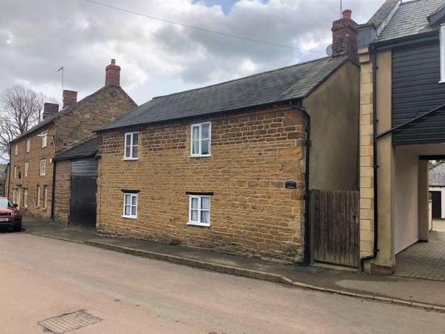 Everdon 4 bed semi detached house to rent £1,600 pcm £369 pw