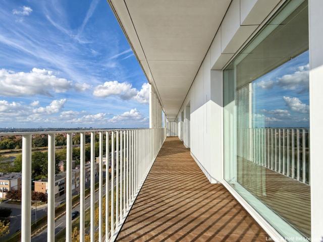 EVERE – Near NATO and shops, superb 3 bedroom apartment
