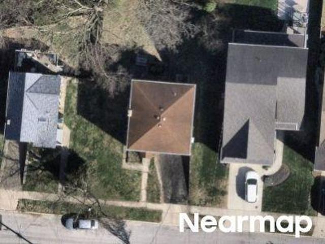 Everson Ave