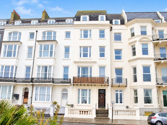 Eversfield Place, St Leonards On Sea. 1 bed flat to rent £900 pcm £208 pw