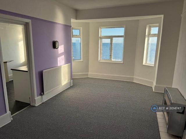 Eversfield Place, St. 2 bed maisonette to rent £1,250 pcm £288 pw