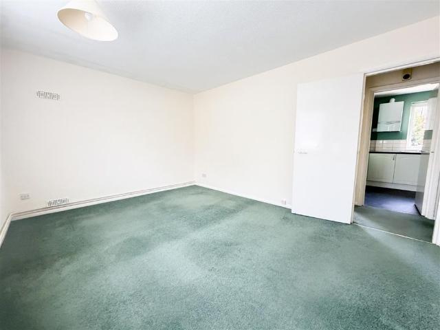 Eversfield Road, Eastbourne, BN21 2DS