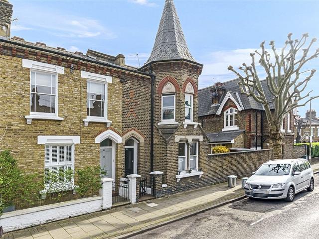 Eversleigh Road SW11, 3 bed terraced house to rent, £4,800 pcm | PrimeLocation