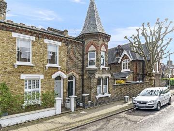Eversleigh Road SW11, 3 bed terraced house to rent, £4,800 pcm | PrimeLocation
