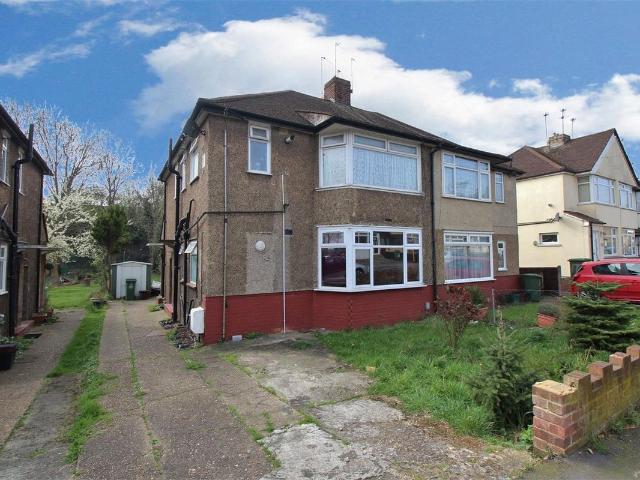 Eversley Avenue, Bexleyheath, Kent DA7, 2 bed maisonette to rent, £1,500 pcm | PrimeLocation
