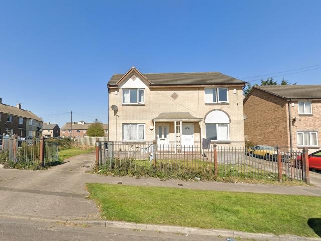 Eversley Drive, Bradford BD4, 3 bed semi detached house to rent, £900 pcm | PrimeLocation