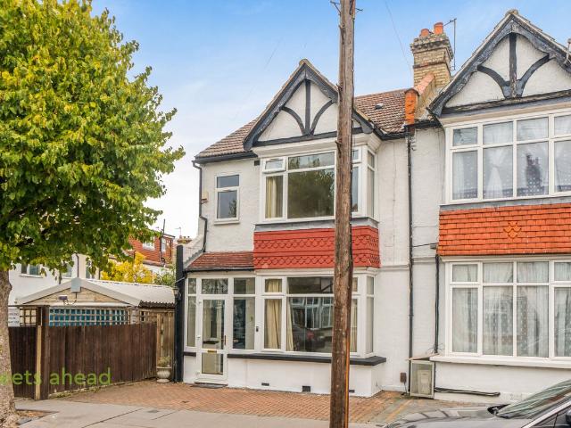Everton Road, Croydon CR0, 3 bed end terrace house to rent, £2,450 pcm | PrimeLocation