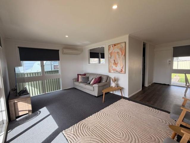 FURNISHED & EVERYTHING YOU NEED