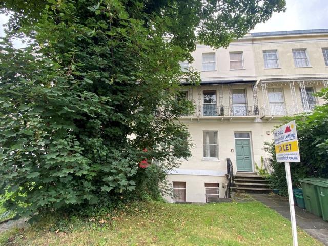 Evesham Road, Cheltenham GL52, 1 bed flat to rent, £775 pcm | PrimeLocation