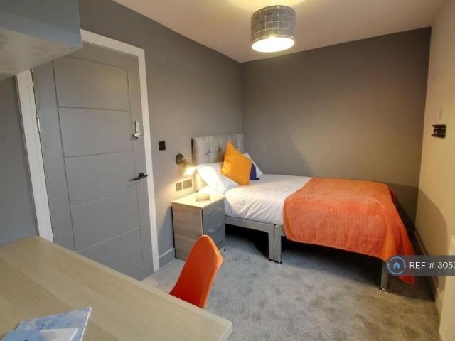 Evesham Road, Leicester, LE3 1 bed in a house share to rent £450 pcm £104 pw