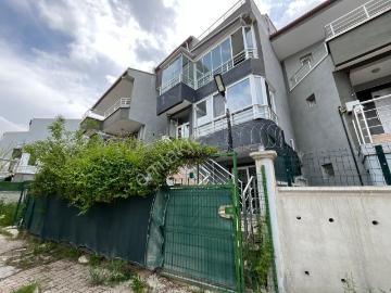 ▄evga▄kıbrısköyü Mahallesi 3 Katlı Bahçeli 5+1 Villa