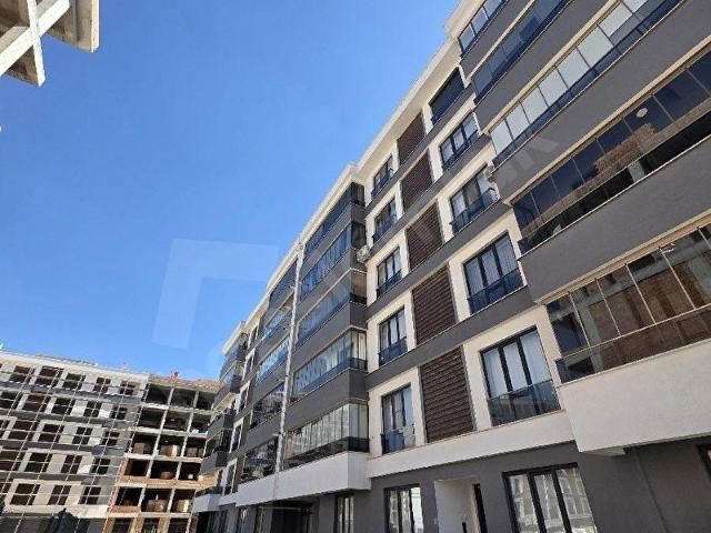 EVİM EMLAK FATİH KARAKOLU YAKINI FIRSATT 4+1 SIFIR BAHÇE KATI EBEVEYN BNY KİLER