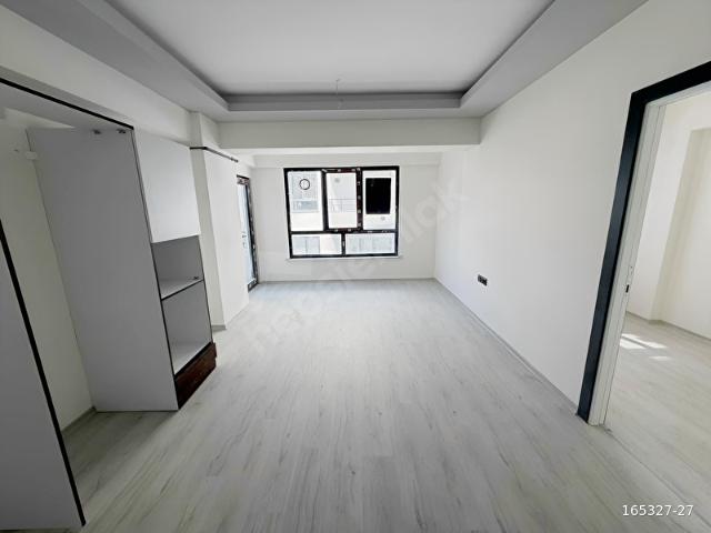 EVİM SİSTEMİNE UYGUN 2+1 FIRSAT FİYATA ARAKAT ASANSÖRLÜ DAİRE