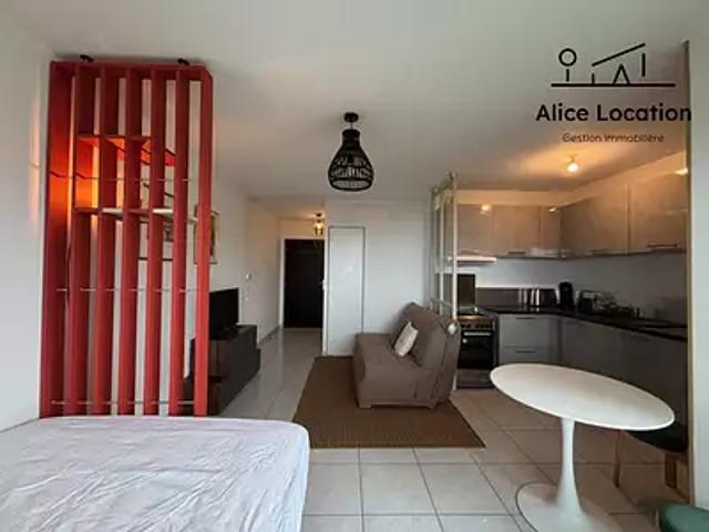Evian les Bains 74500 Location appartement 1 pièce t1 parking