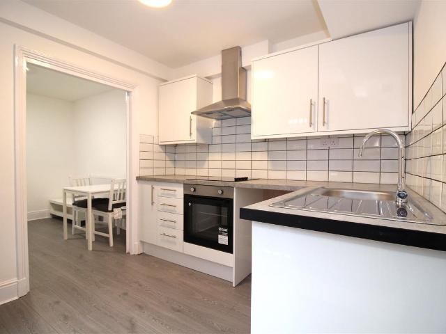 Evington Road, Leicester LE2, 1 bed flat to rent, £825 pcm | PrimeLocation