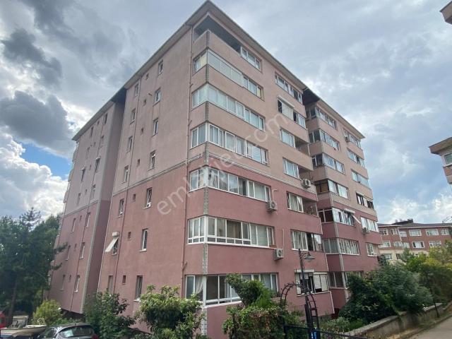 Evinibul'dan Türkler Caddesi Üzerinde 95m2 3+1