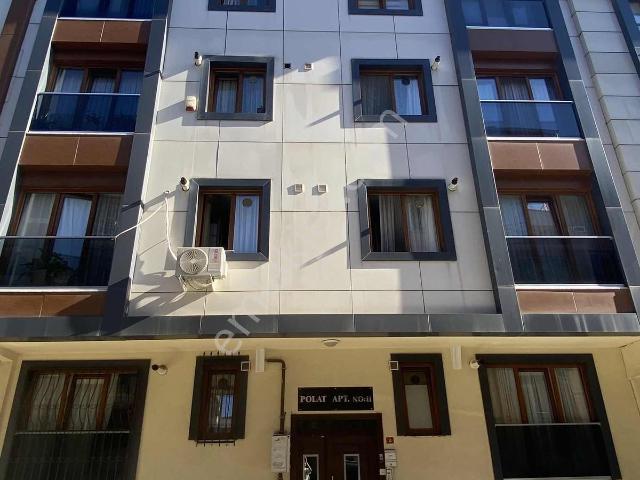 Evinibul'dan Cumhuriyet Mahallesi Yan Yolda 75m2 2+1 Arakat