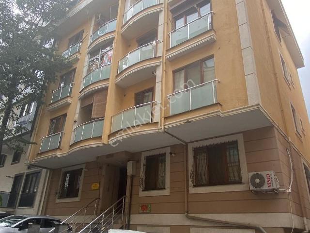 Evinibul'dan Metroya En Yakın Binada İskanlı 80m2 2+1