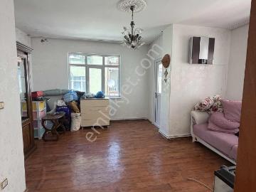 Evkurdan İnönü Mahallesinde Balkonlu Kullanışlı Daire