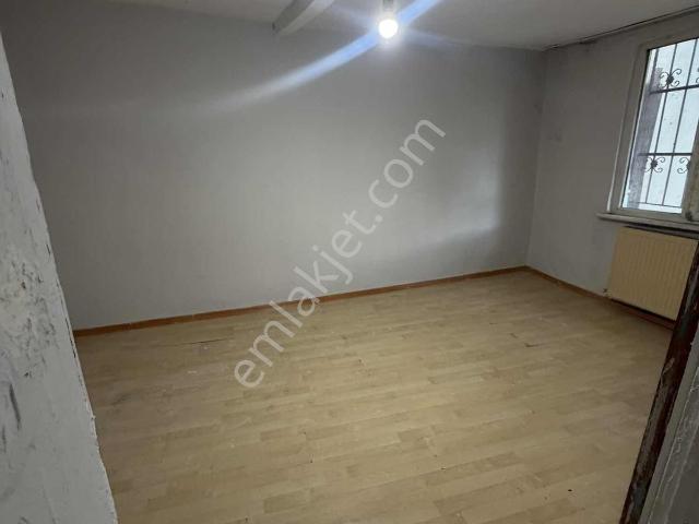 Evkur'dan Müstakil, Bahçeli Kiralık Daire