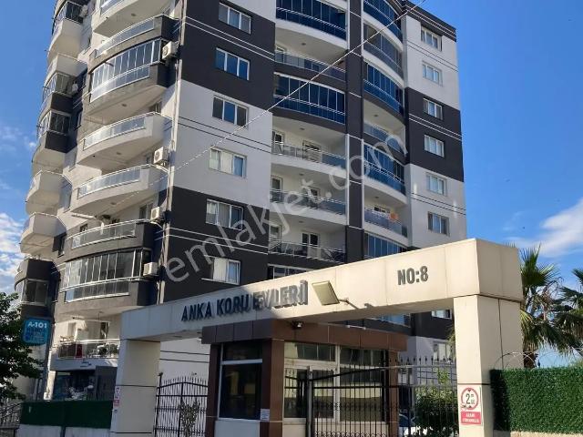 Evka5 Anka Koru Sitesin'de Havuzlu Satılık Daire