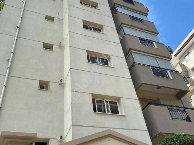 Evka 3 Metro Yakını 4 Cepheli Kiralık 4+1