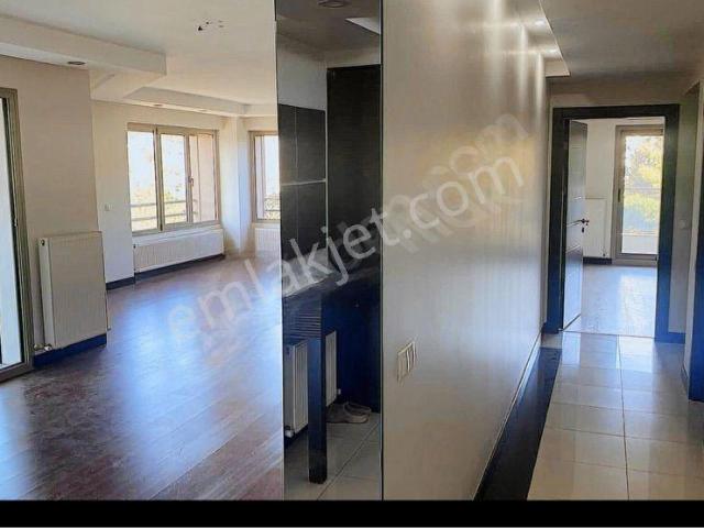 Evka 3 Te 220 M2 4+1 Kiralık Daire