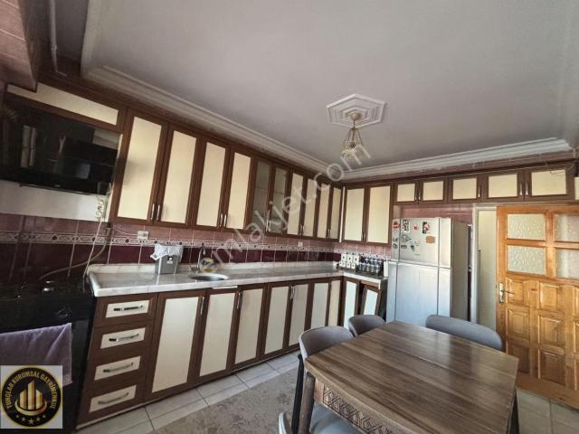 Evlendirme Dairesi Karşısı 4+1 Kiralık Daire