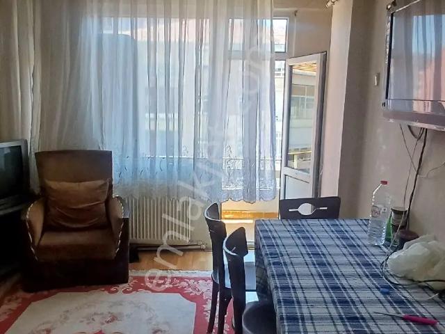 Ş.evler Merkezde Metrobüse 3dk.3+1 120m2 Full Eşyalı Klimalı Kiralık Daire