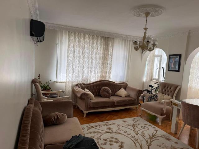 Ş.evler Merkezde Metrobüse 4dk.3+1 120m2 Full Eşyalı Lüx 1.kat Kiralık Daire