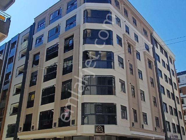 Ş.evler Merkezde Metrobüse 5dk.yeni Binada Sıfır 2+1 85m2 Ultralüx 1.kat Kiralık Daire