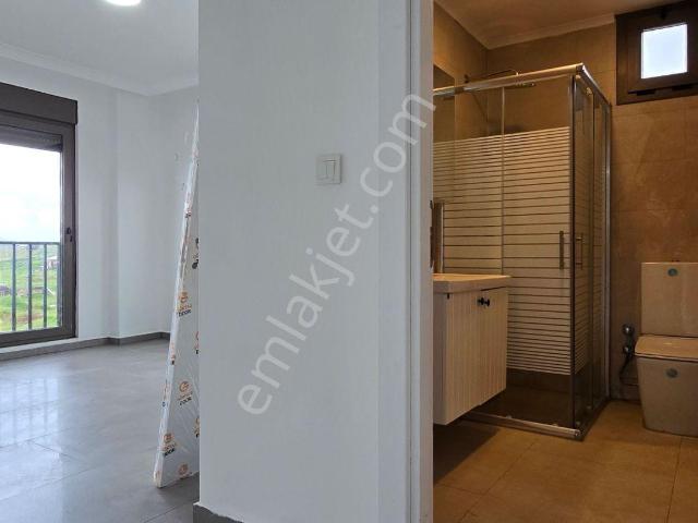 Evre Emlaktan Farklı Kullanım Opsiyonlarına Sahip 3+2, 4+1 Dubleks Daire