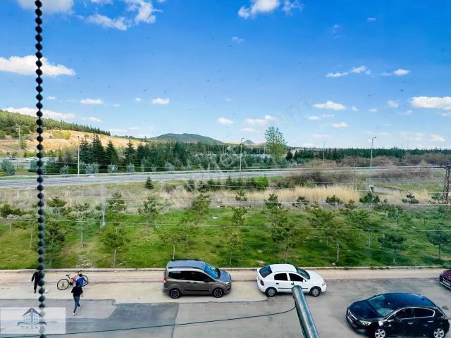 Çevre Yolu Kenarında Önü Açık Ara Kat 3+1 Daire