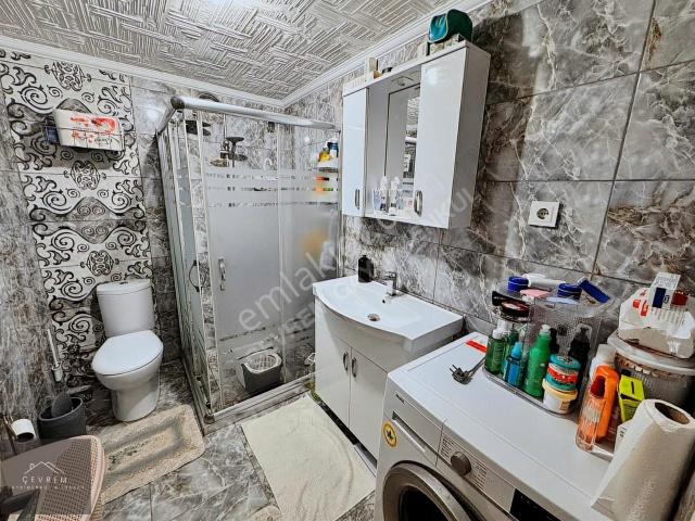 Çevrem Yeşilova'da Metrobüse Çok Yakın Masrafsız 3+1 120m² Daire