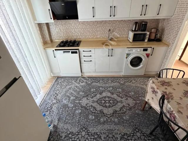 Evren Sitesinde 3+1 Eşyalı Kiralık Daire