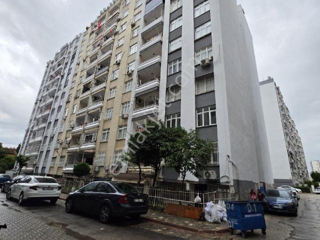 Evren Sitesinde Sorunsuz Tertemiz 3+1kapalı Mutfak Satılık Daire