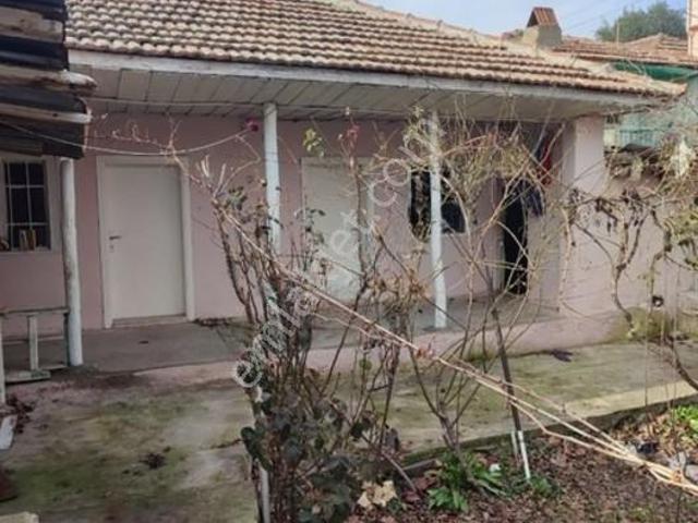 Evrenli Emlaktan Satılık Müstakil Bahceli Ev