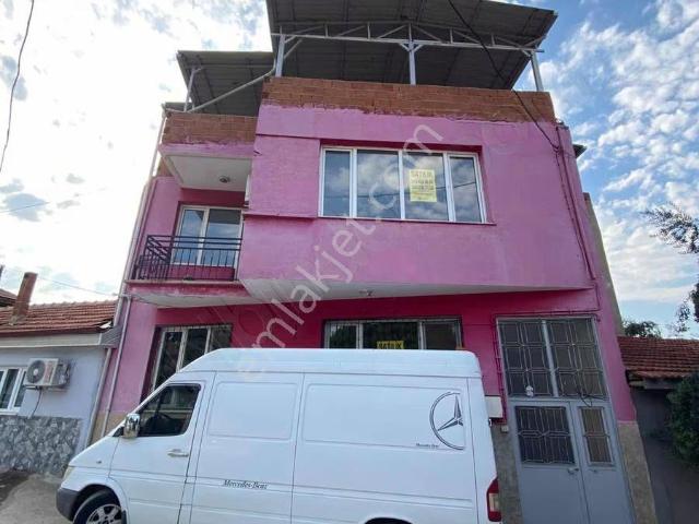Evrenli Group Gayrimenkul'den Satılık 2 Katlı Müstakil Ev