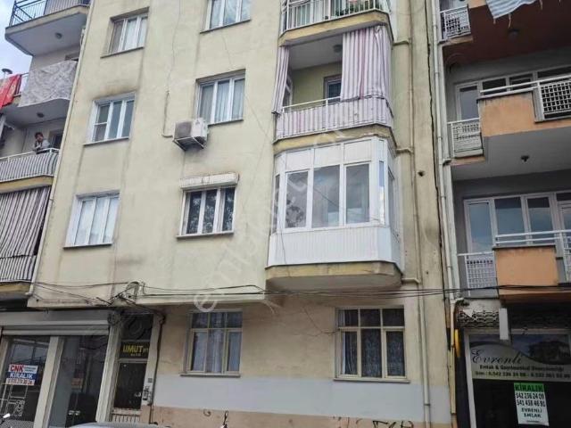 Evrenli Group Gayrimenkul'den Satılık Ara Kat Daire