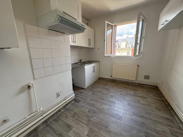 ÉVREUX CENTRE VILLE ?Charmant F3 73m² Parqueté | 2 Balcons | Ca