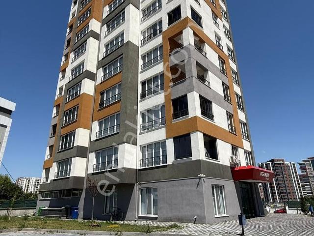 Çevreyol Üzeri En Yapı Pervane Konutları Satılık 4+1 Lüks Daire