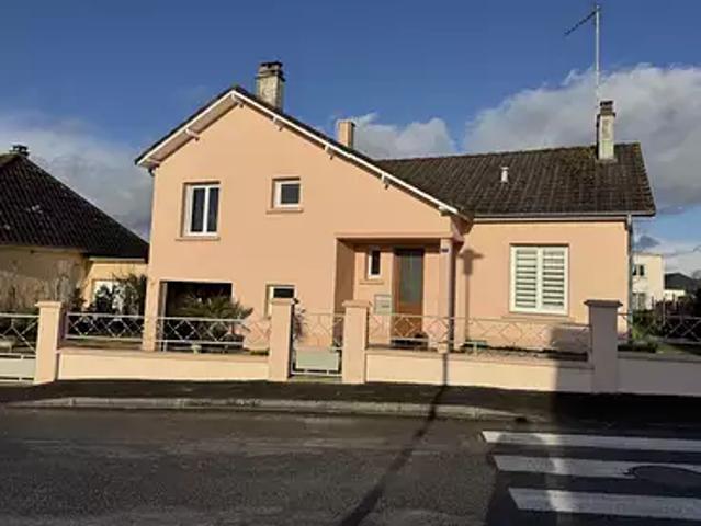 Evron 53600 Achat / Vente maison 5 pièces t5