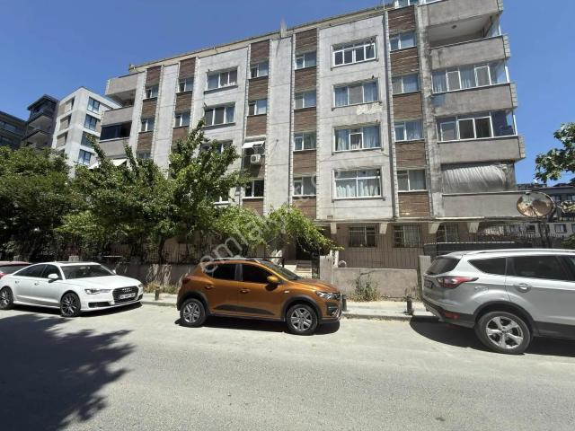 Ev'sane Gayrimenkul'den Cumhuriyet'te 3+1 Dubleks Kiralık Daire